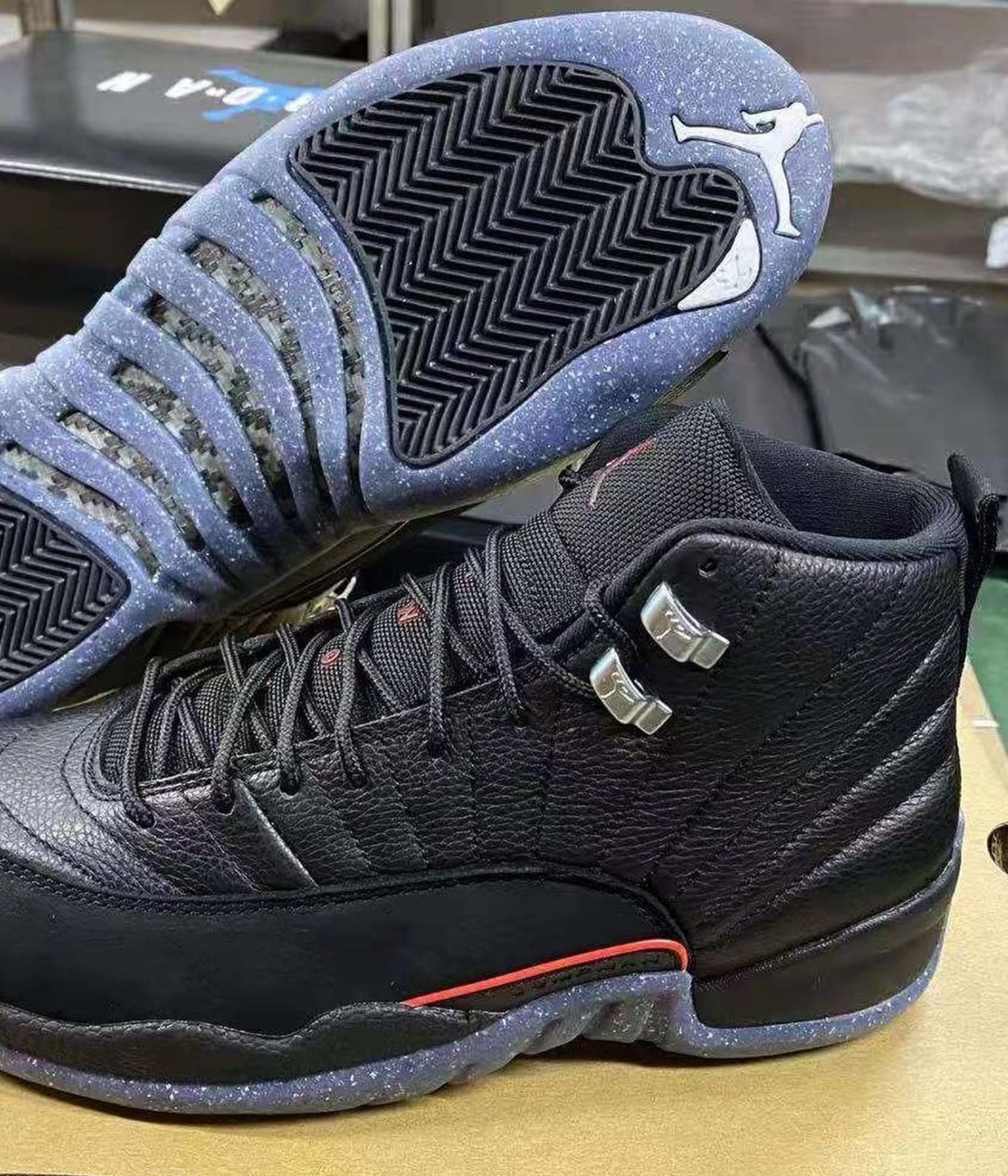 Air Jordan 12 Retro 'Utility' DC1062