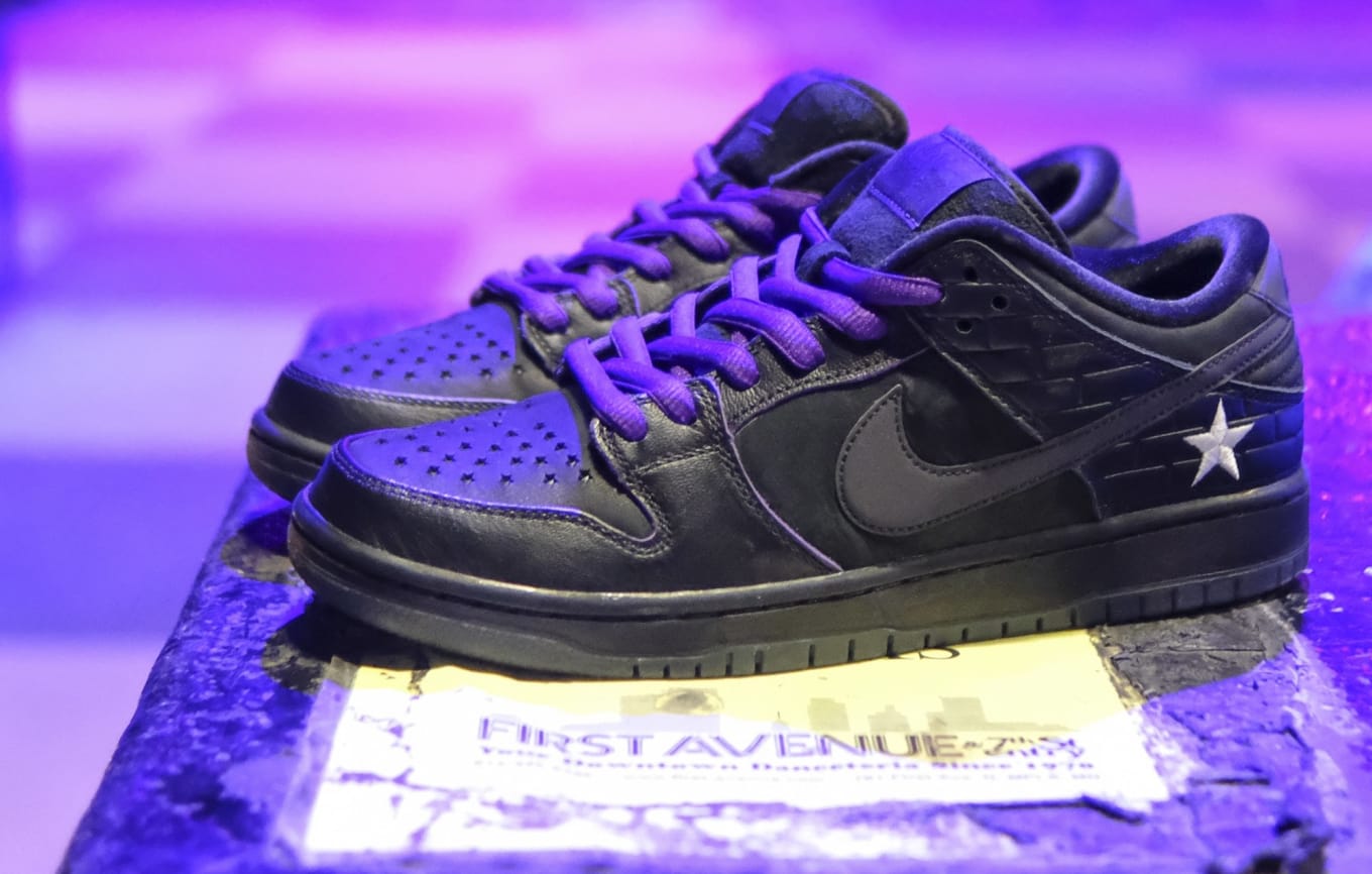 Familia x Nike SB Dunk Low 'First