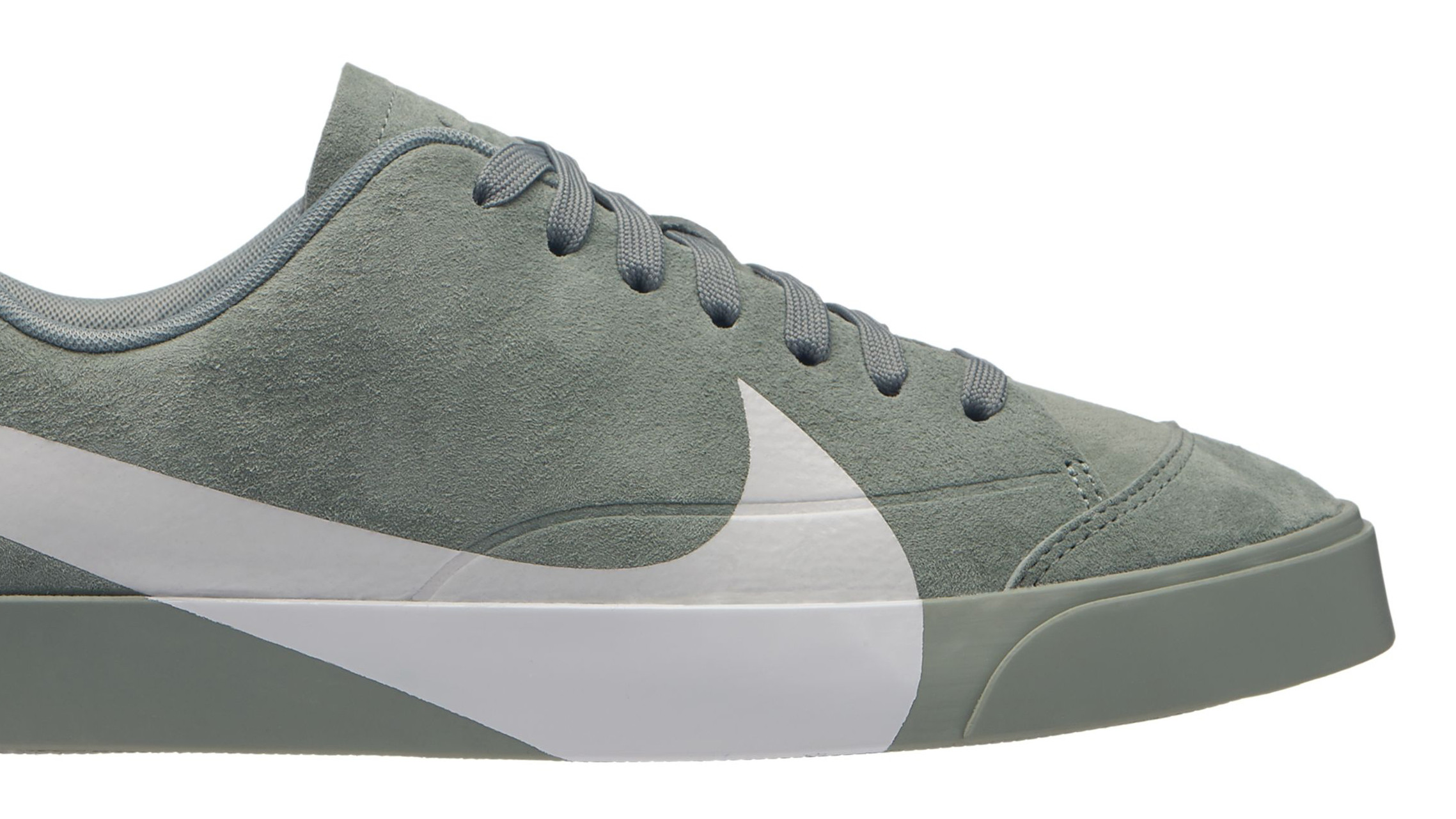 nike blazer city low big swoosh