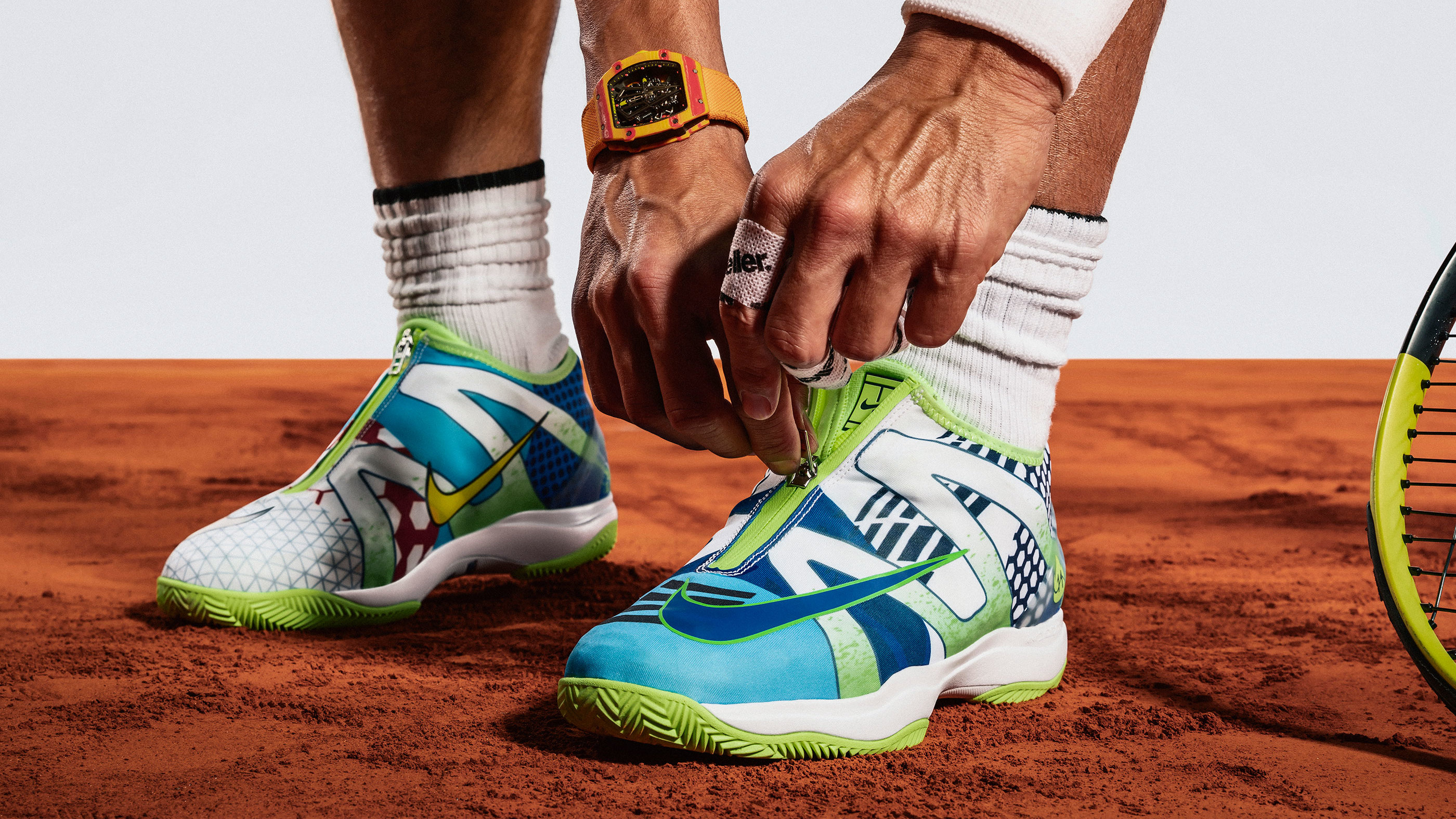 nike nadal tennis shoes