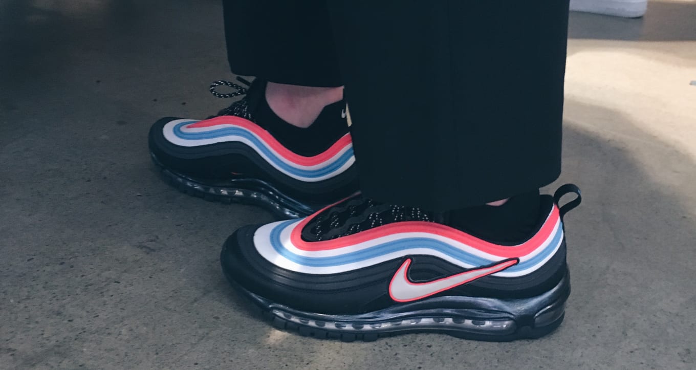 Nike Air Max 97 Women's Iridescent Shoe. Nike GB