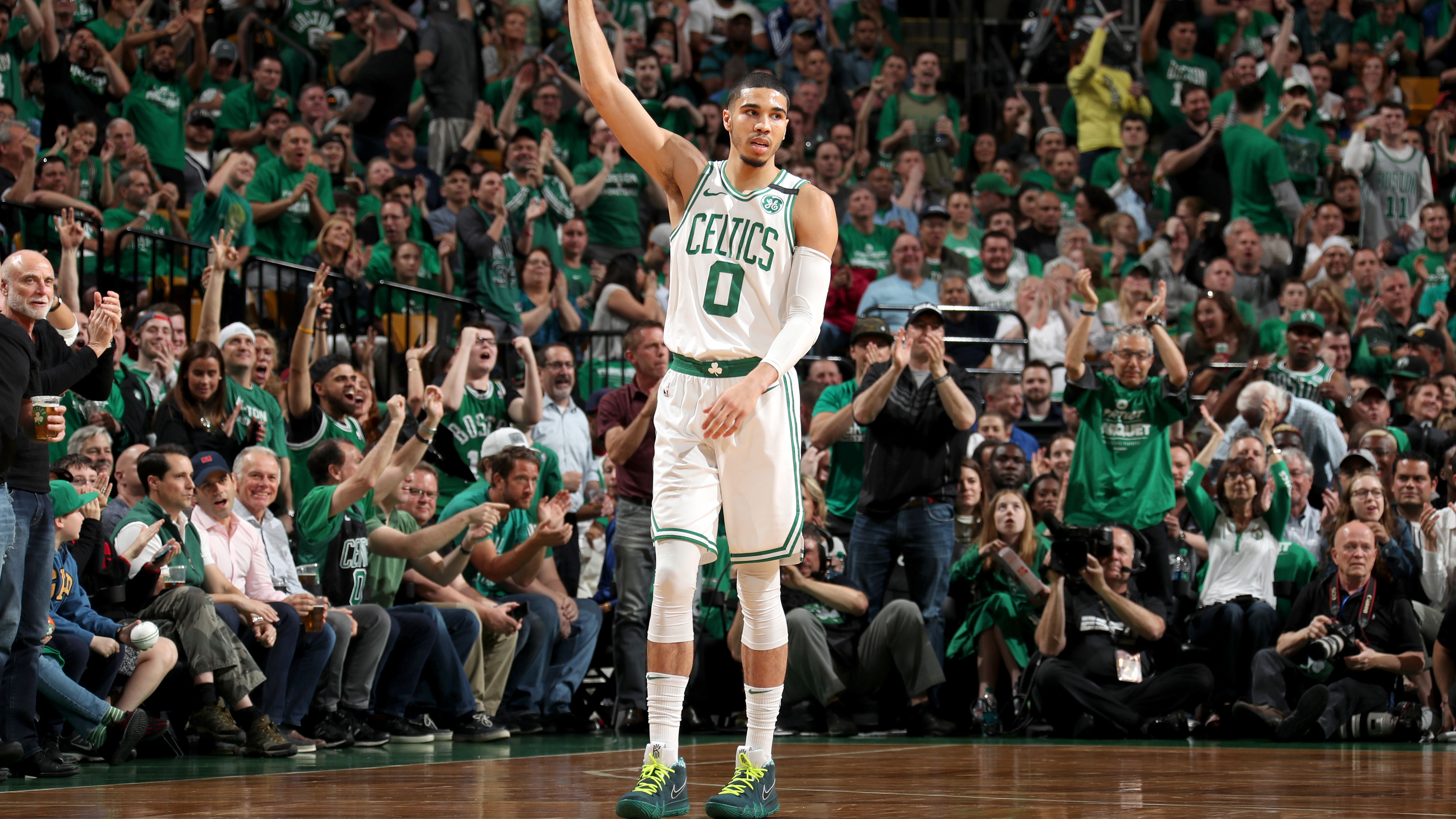 jayson tatum green and gold jersey