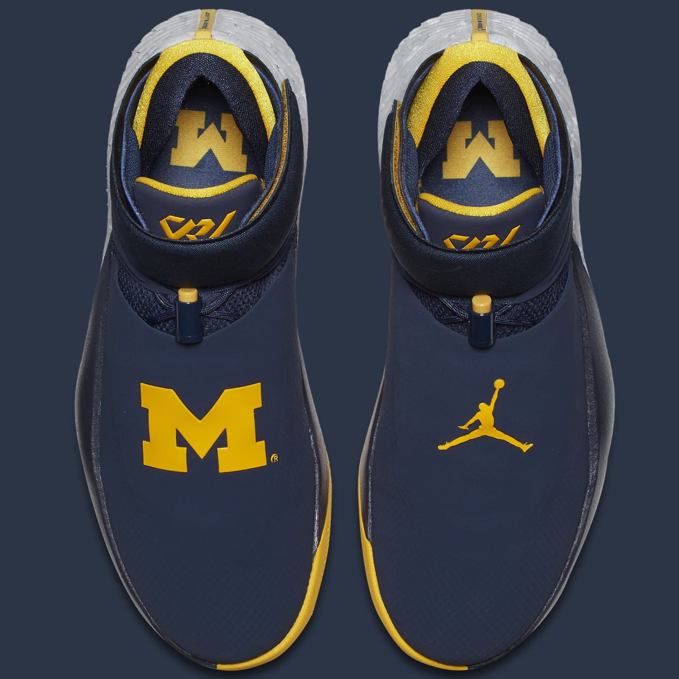 jordan march madness shoes