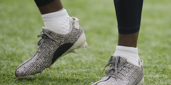 I read a book Set up the table Nebu Adidas Yeezy Cleats Review | Sole Collector