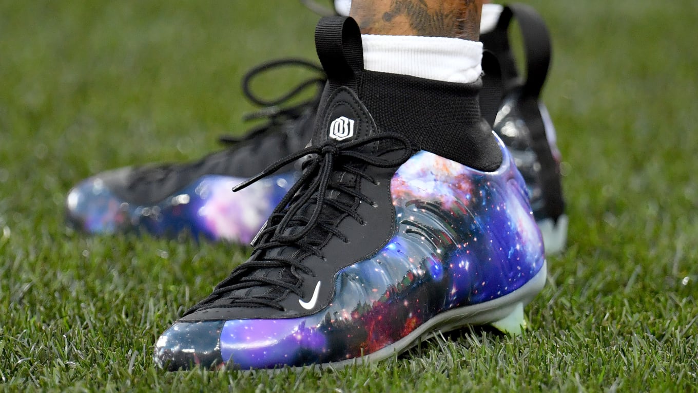 nike galaxy cleats