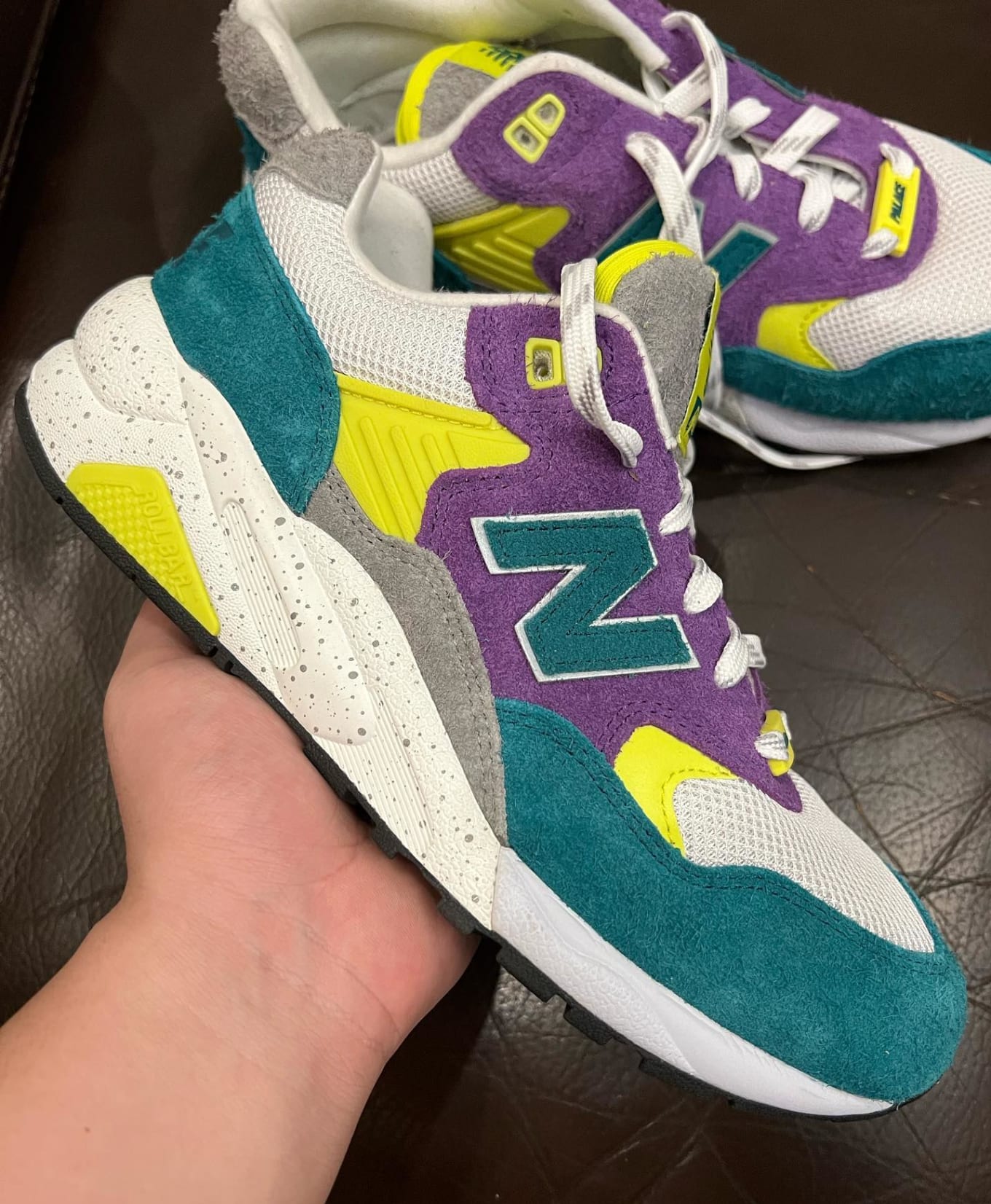 new balance 580 Cinosural International School