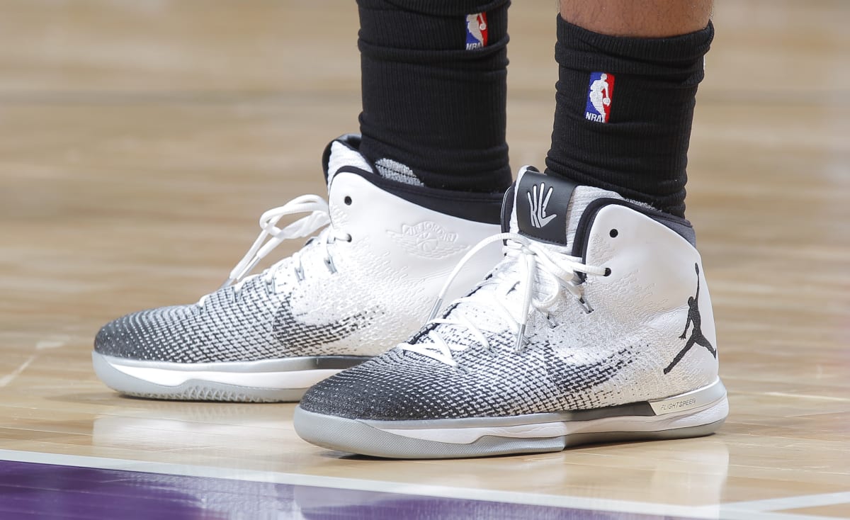 kawhi shoes white