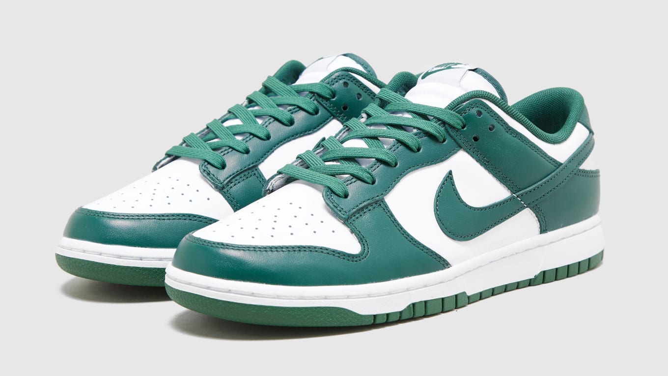 nike dunk michigan state