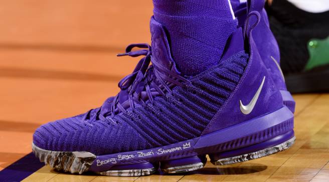 lebron 16 la
