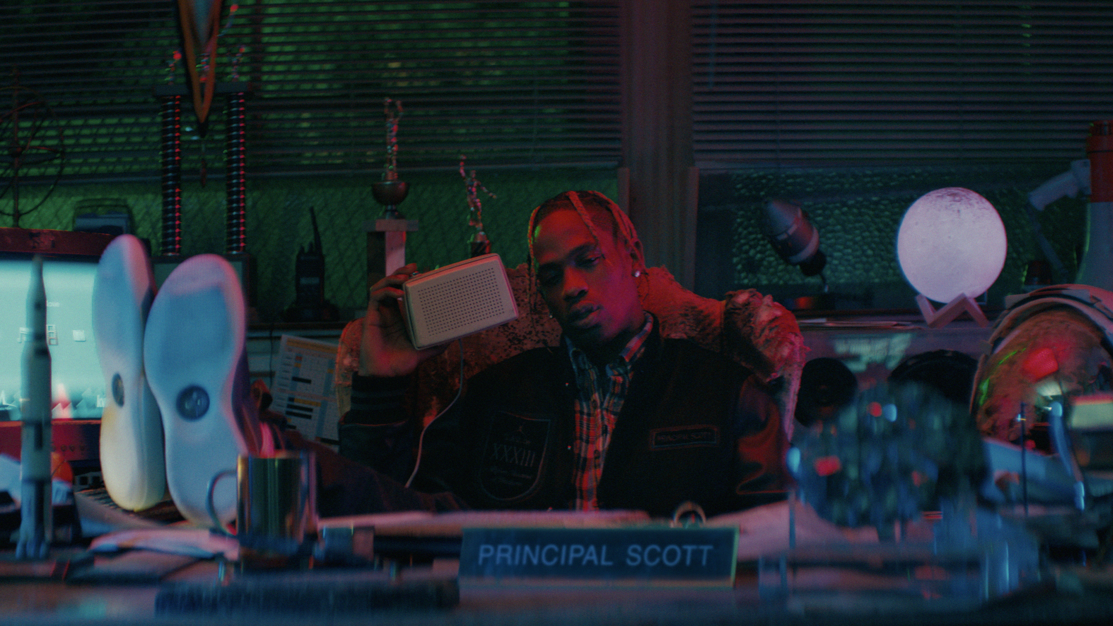 Travis Scott Launches The Air Jordan 33 Sole Collector
