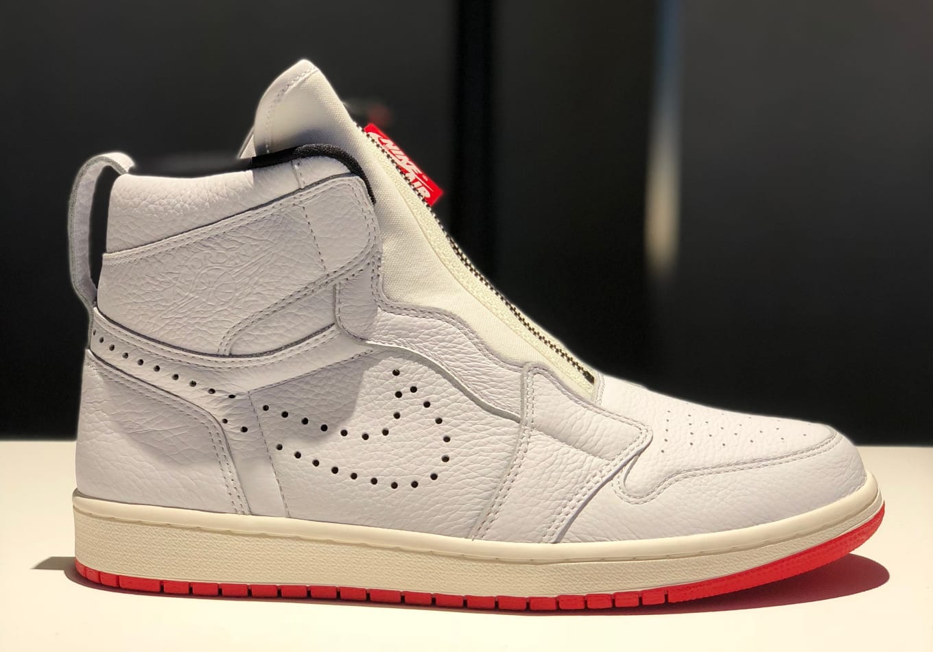 Jordan 1 with zipper hotsell