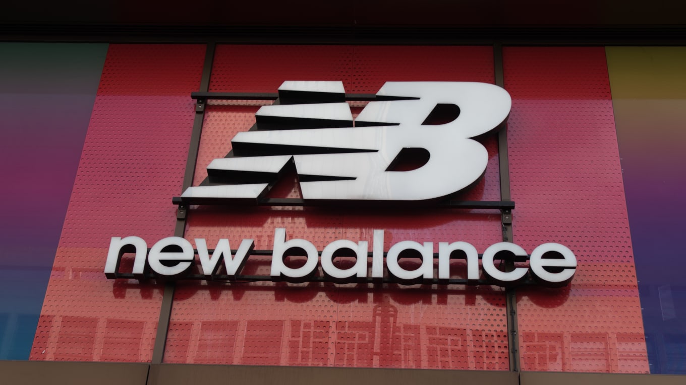 New Balance Mask