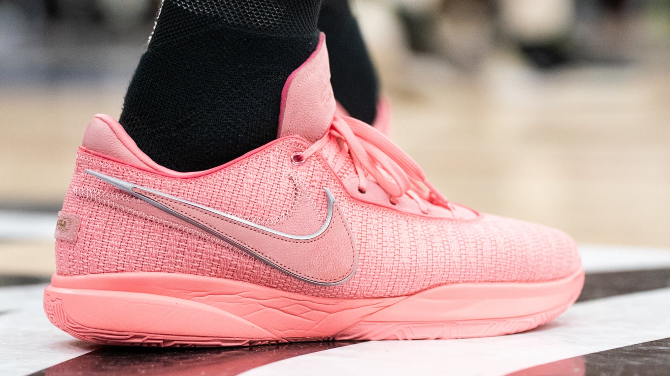 New pink shoes shop