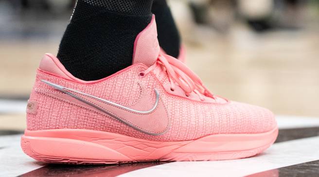 lebron 16 shoes black and red