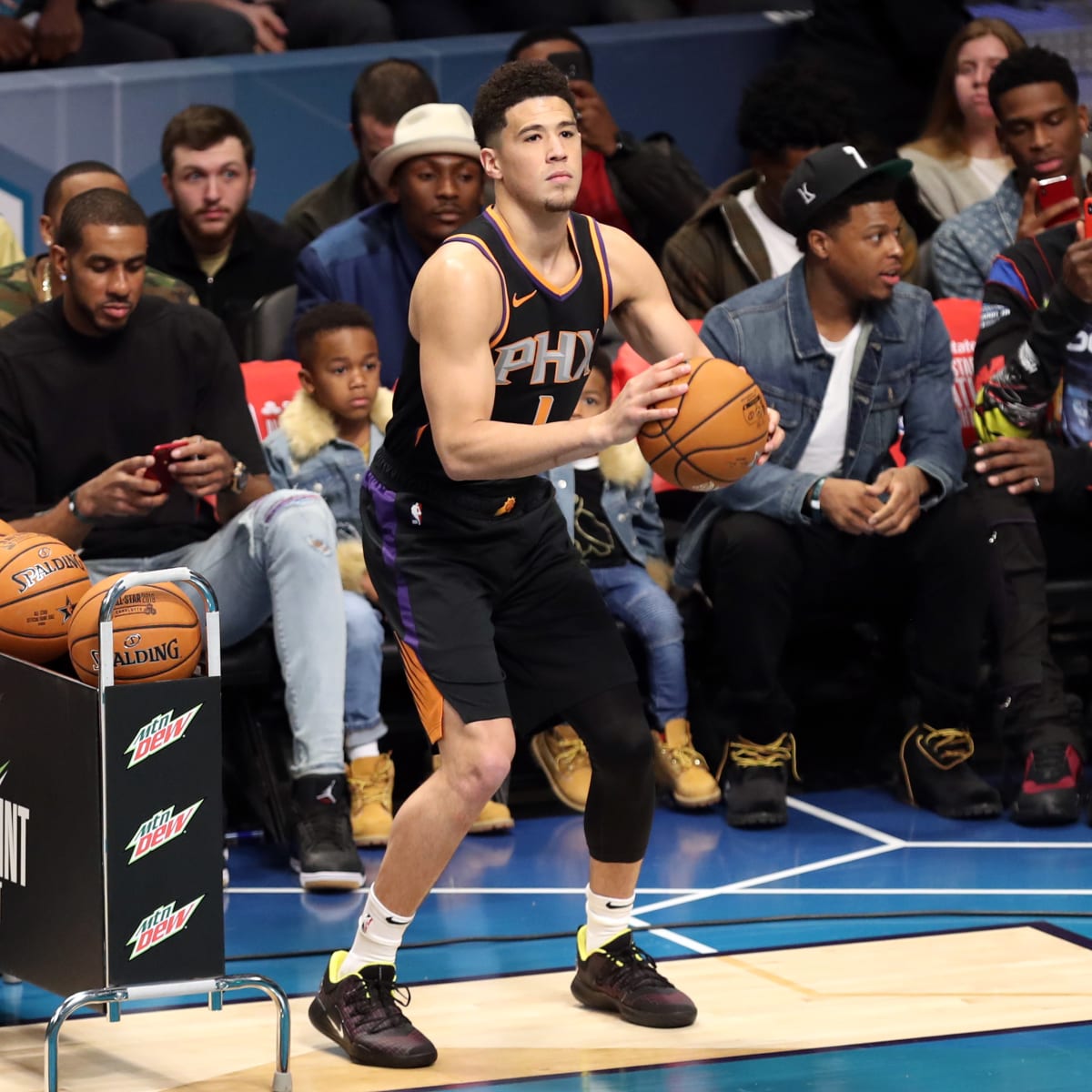 devin booker sneakers tonight