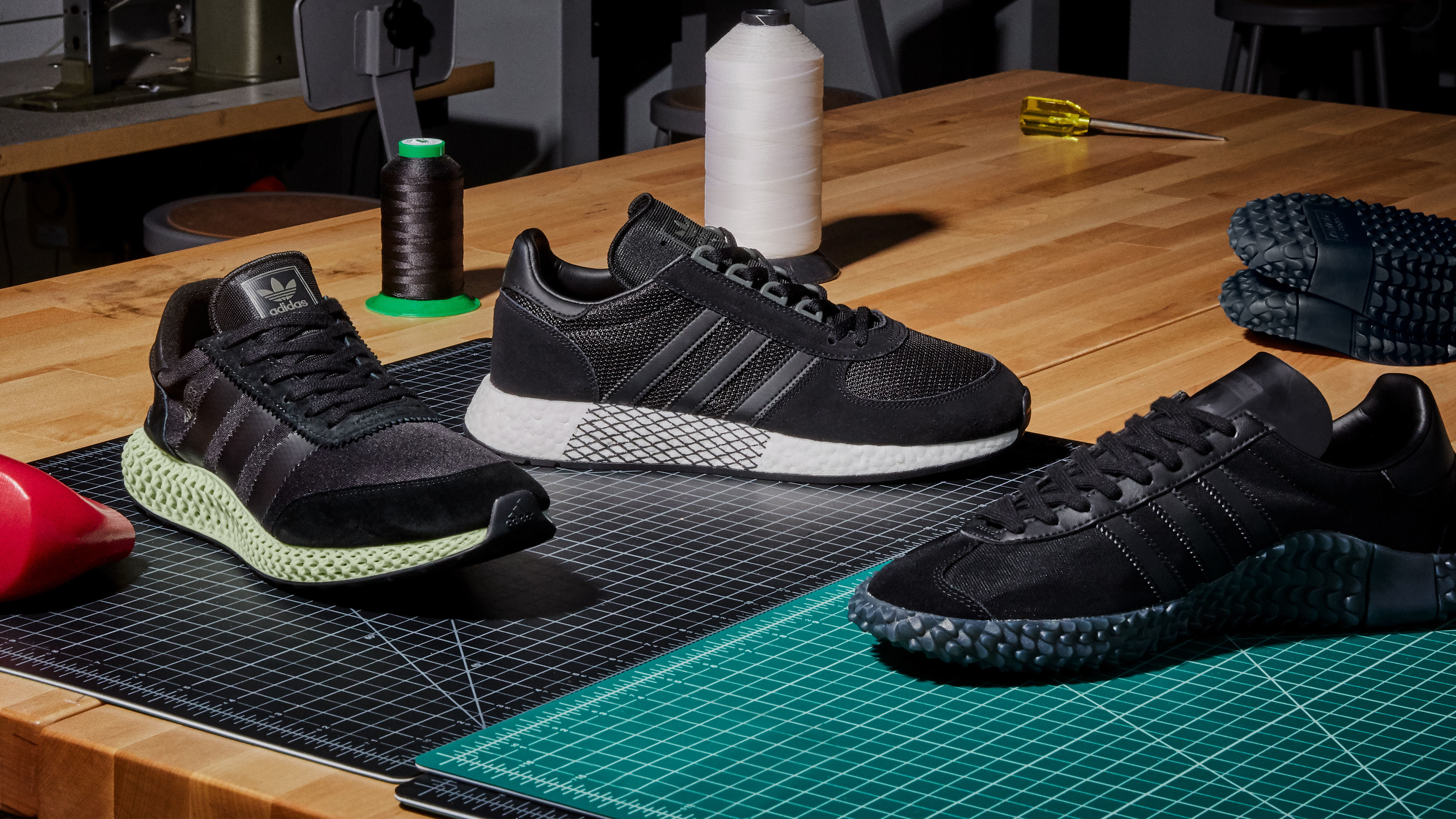 recuerda Agrícola Guardería Adidas Never Made Collection 'Triple Black' Release Date | Sole Collector