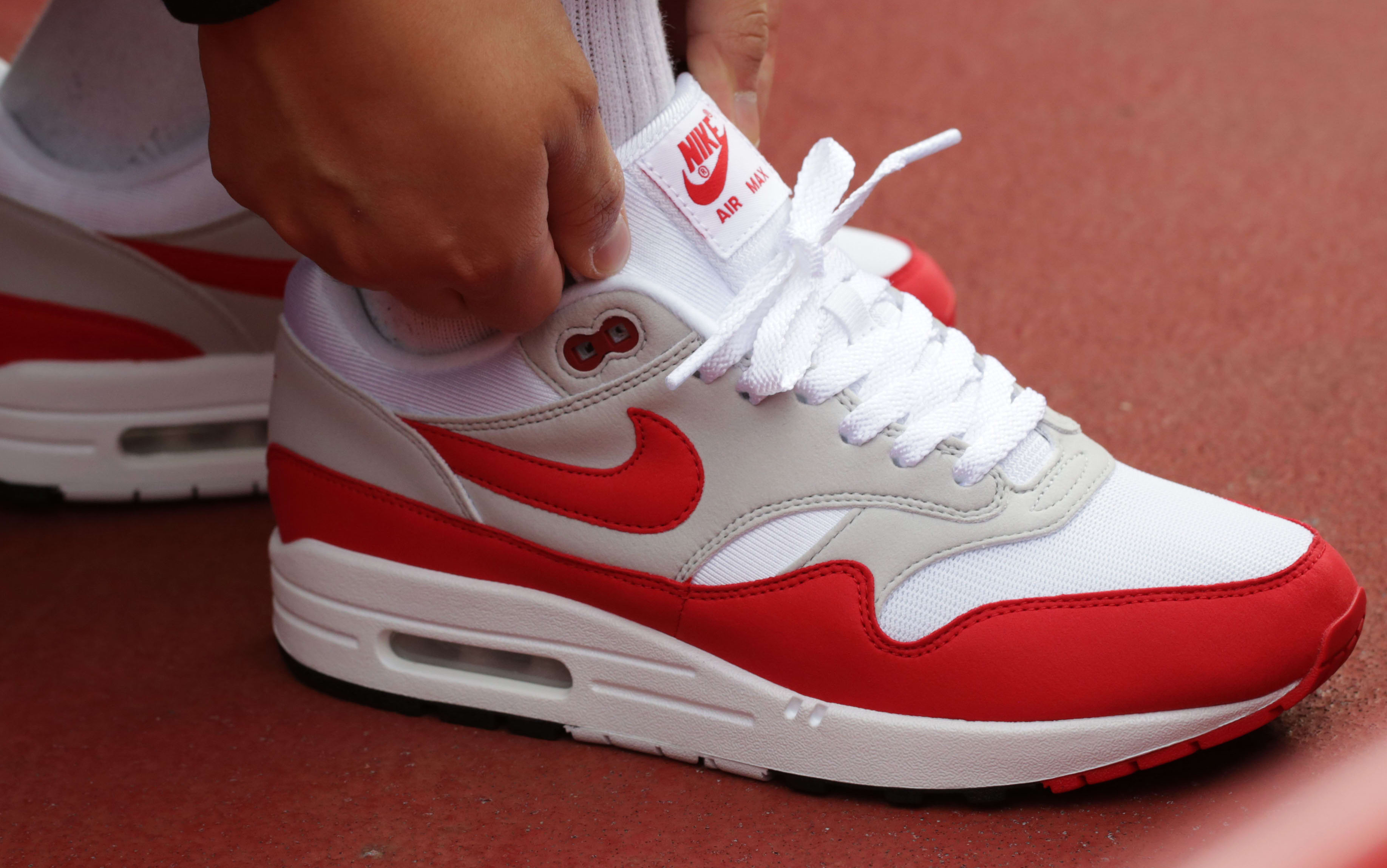 nike og red