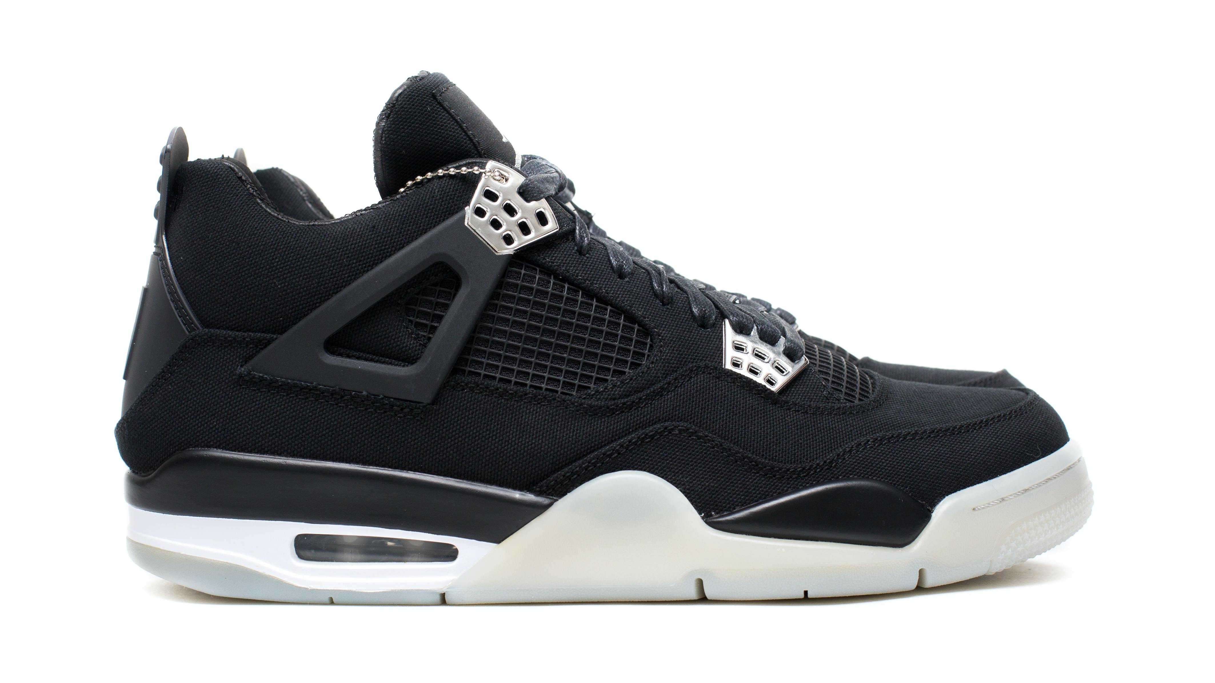 طاقم مدخل استقلال jordan 4 retro eminem 