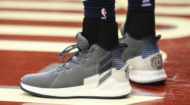 Derrick Rose Sole Collector