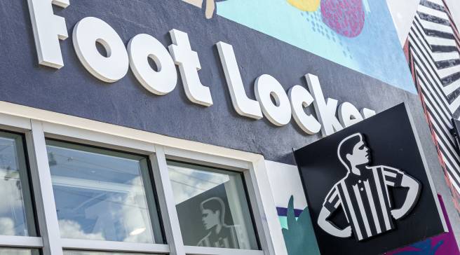 Adidas yeezy prezzo foot locker clearance