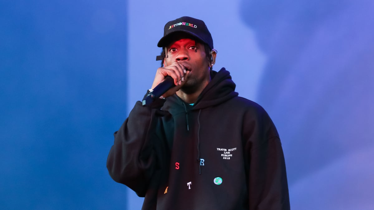 travis scott dunks goat