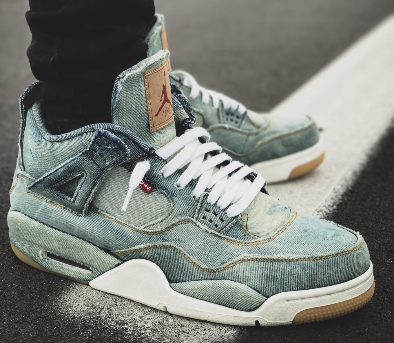 levis with jordans