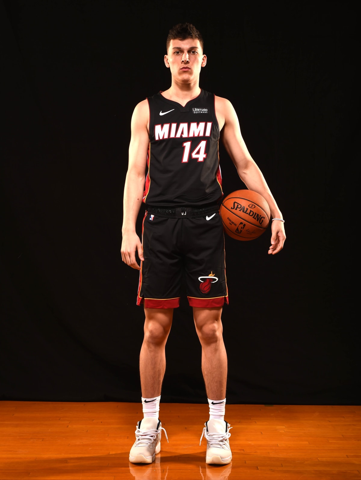 Tyler Herro Air Jordan 11 Platinum Tint - NBA Rookie Photo 