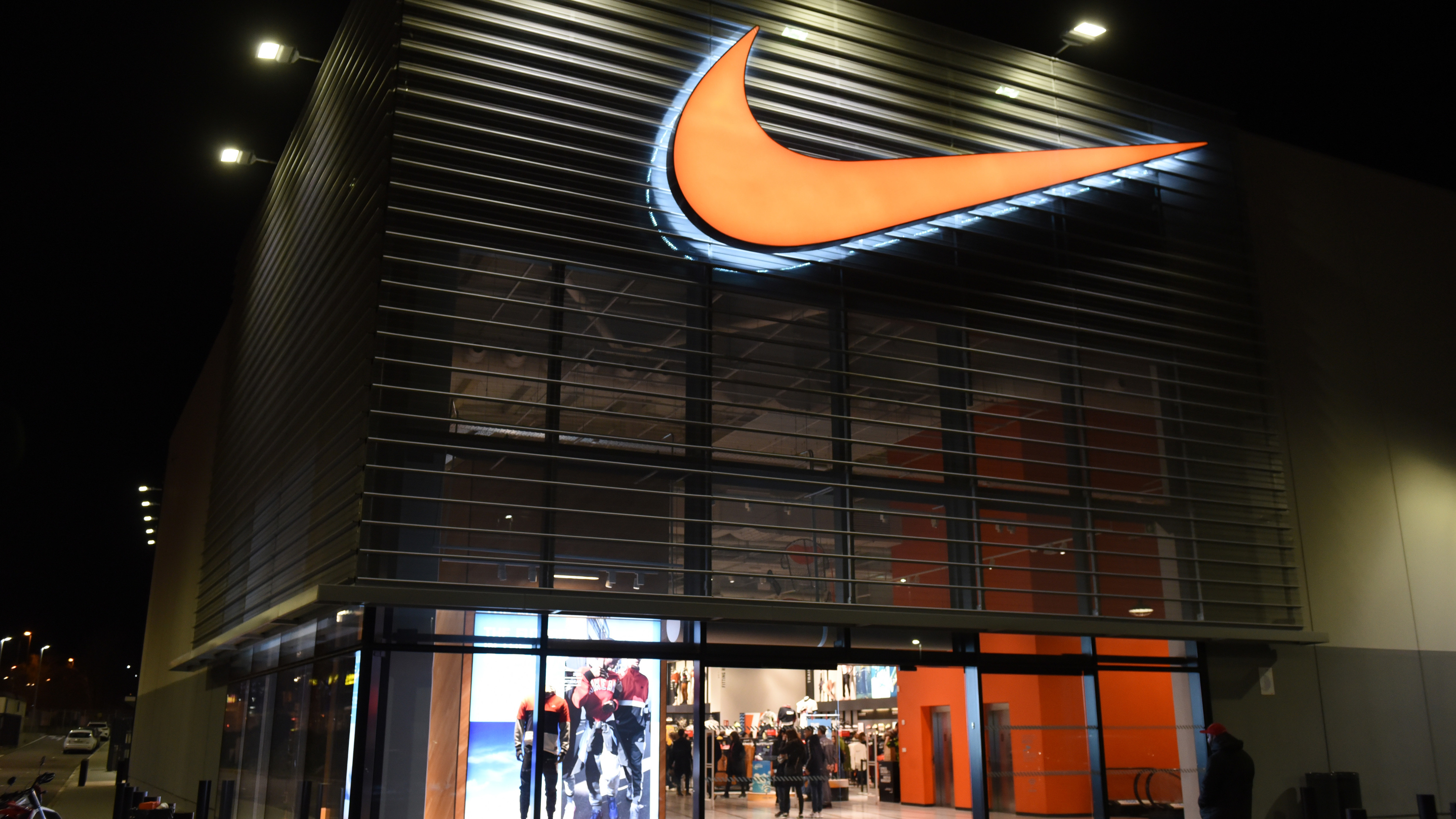 nike store employees fired