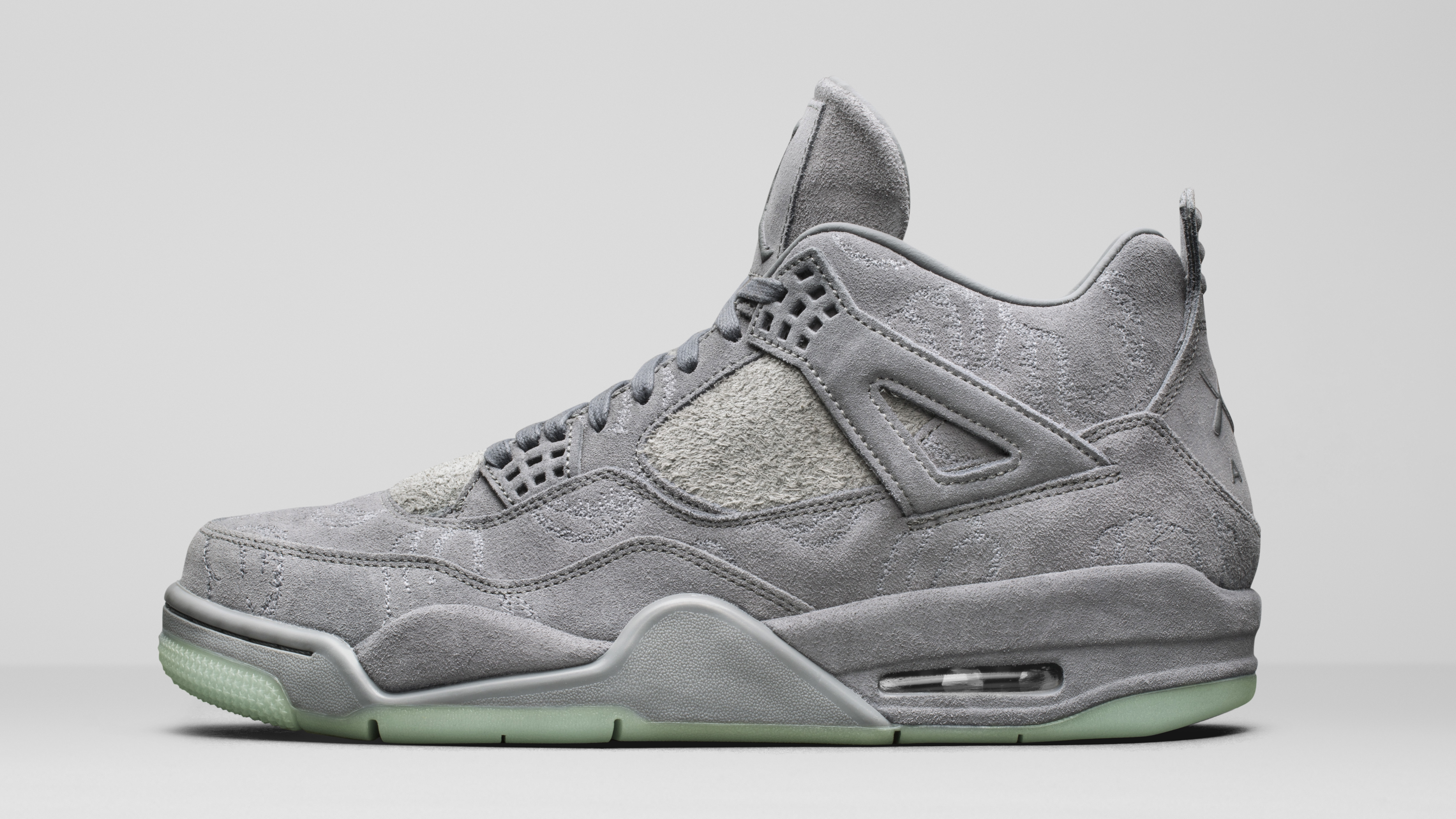 4s kaws