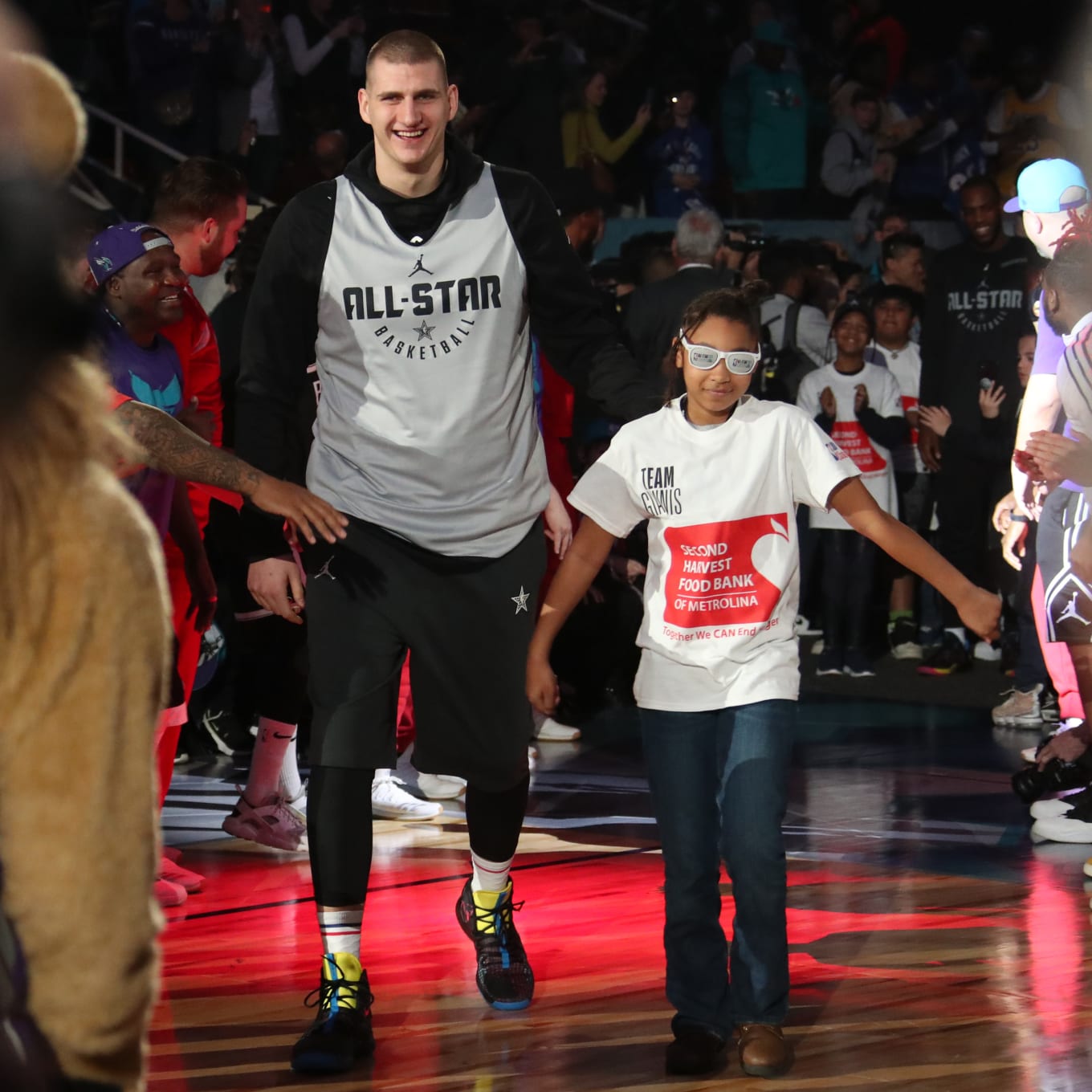 nikola jokic hyperdunk