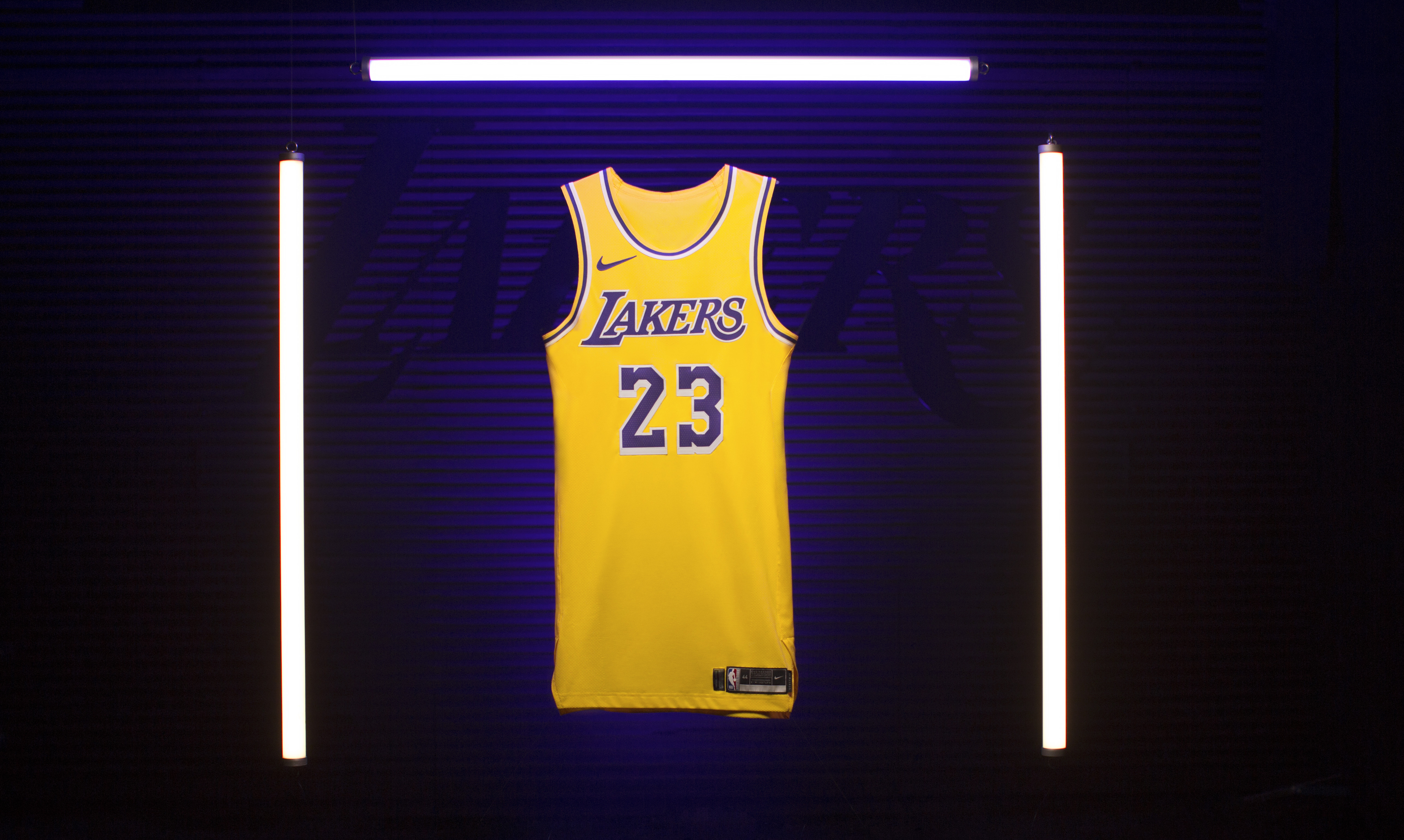 lakers button down jersey