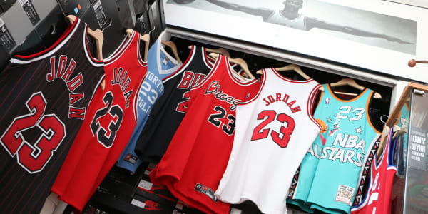 Michael Jordan Nike Bulls Jersey 