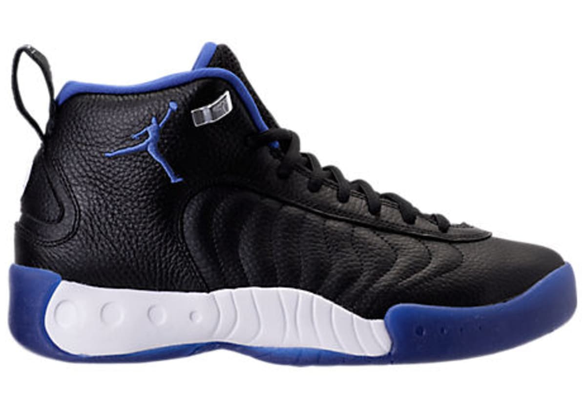 jumpman pro white and blue