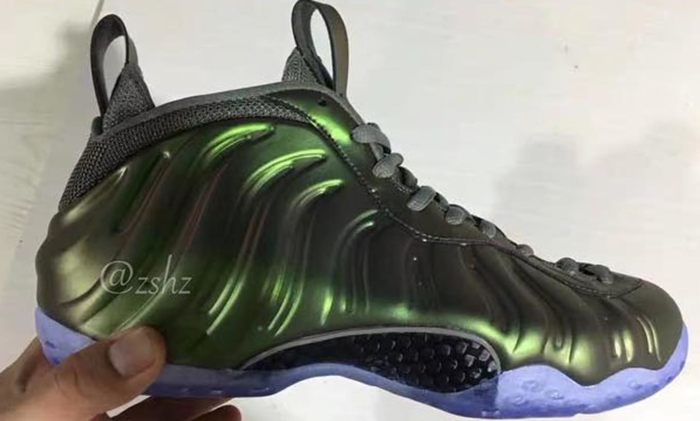 Nike foams green shop
