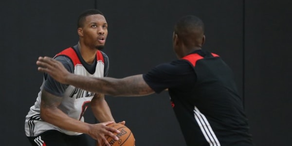 Damian lillard wearing dame 4 Clearance