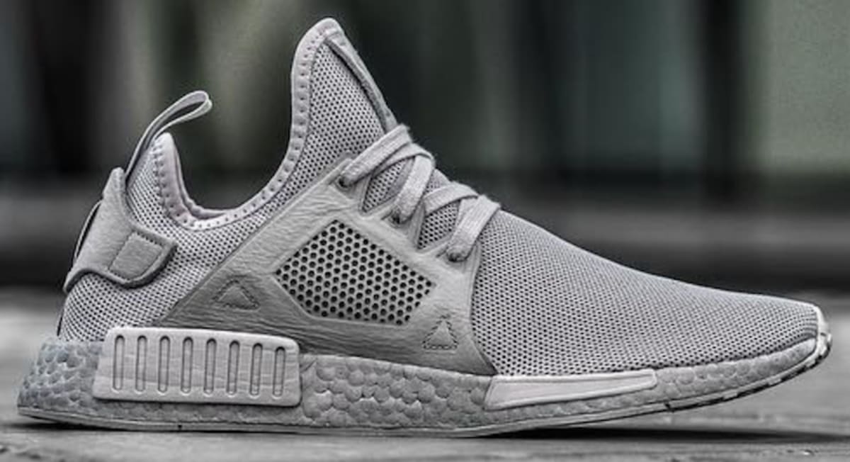 Adidas Boost NMD r1