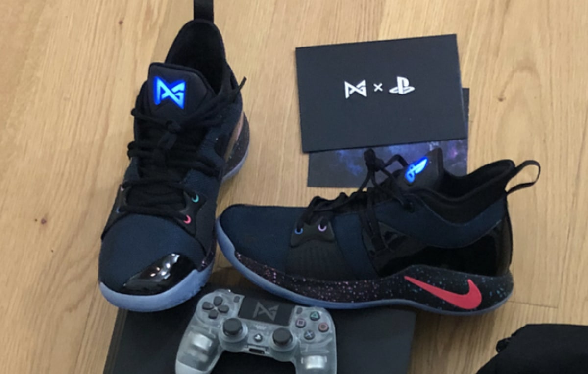 nike playstation pg2