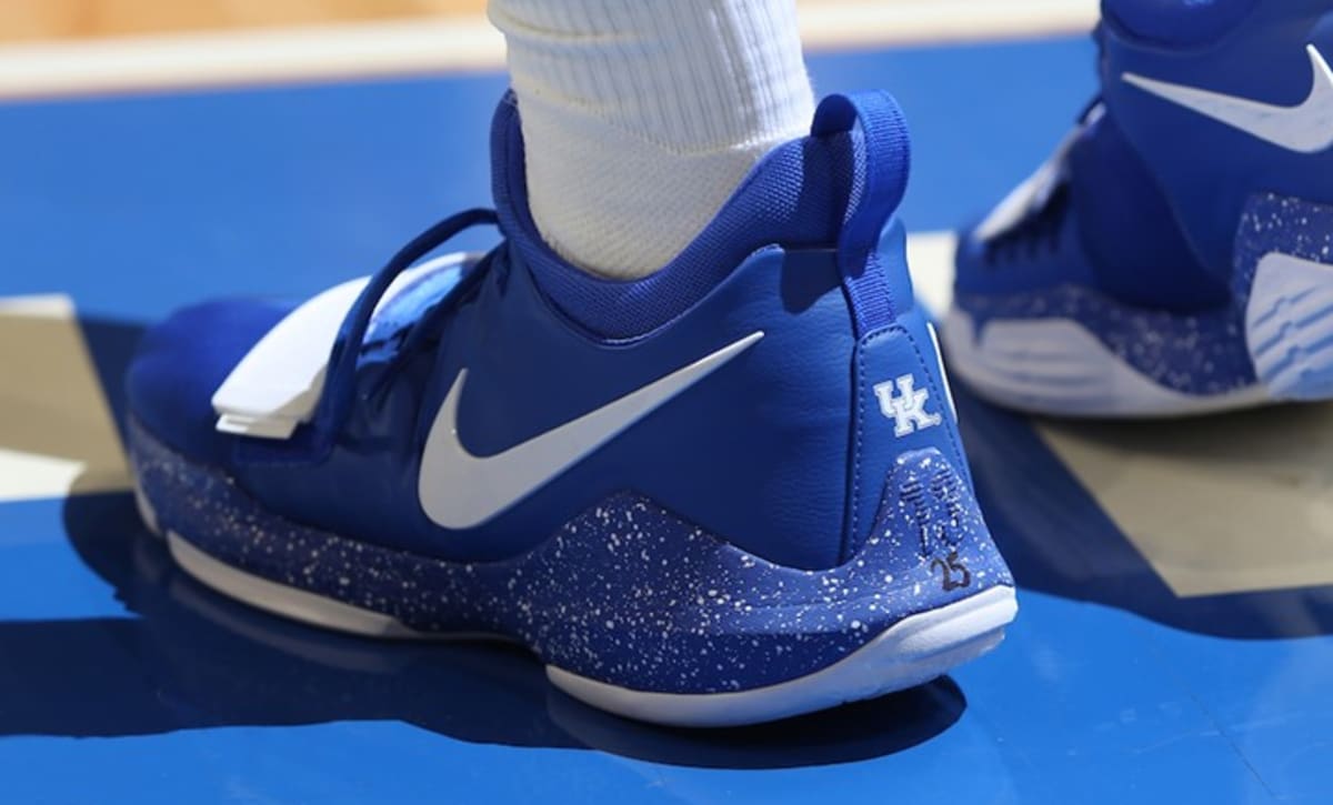 Nike PG1 Kentucky Wildcats PE | Sole 