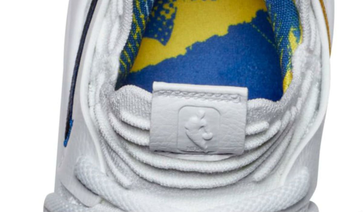 kd 10 opening night