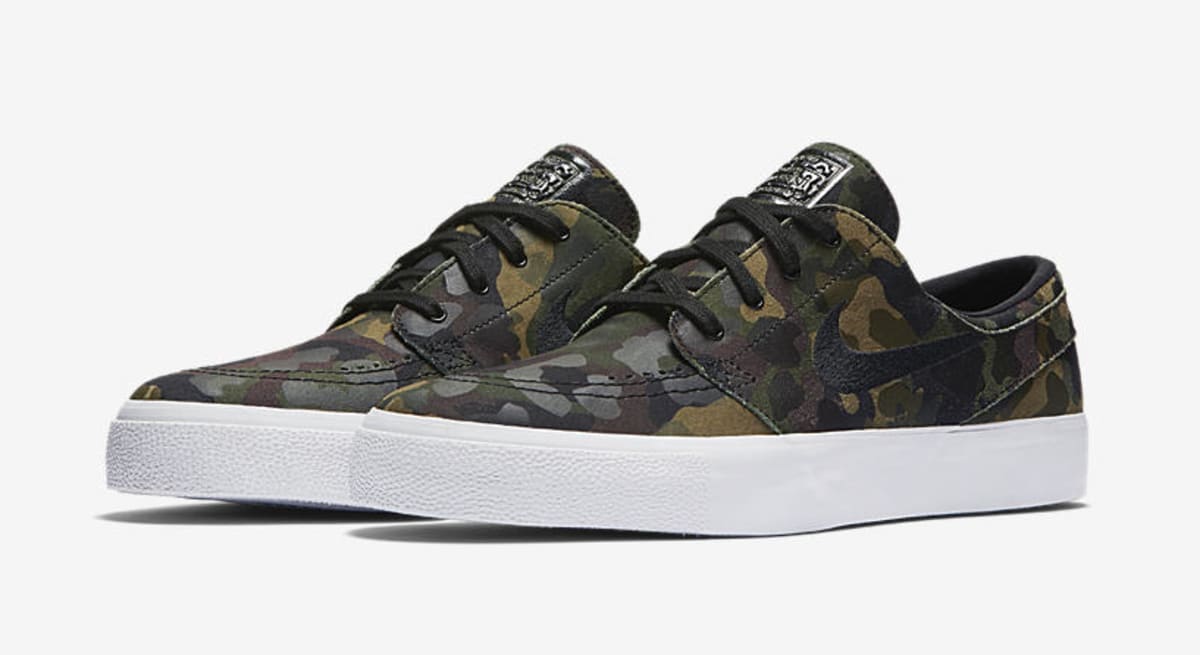 nike air zoom camo