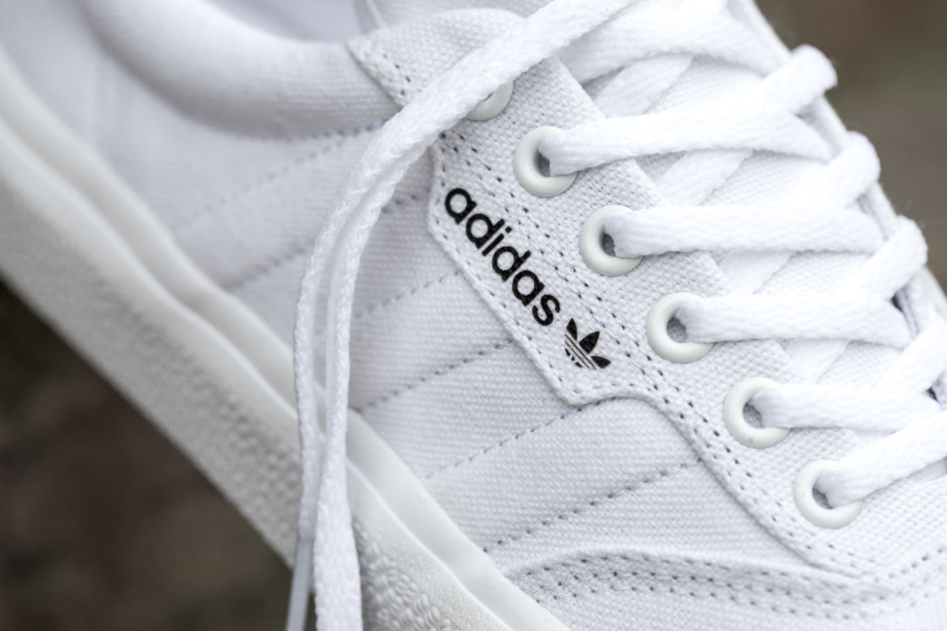 adidas 3mc triple white