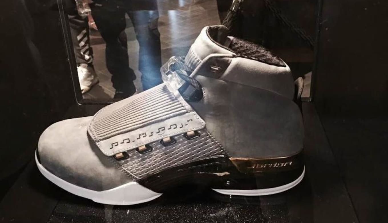 air jordan 17 trophy room