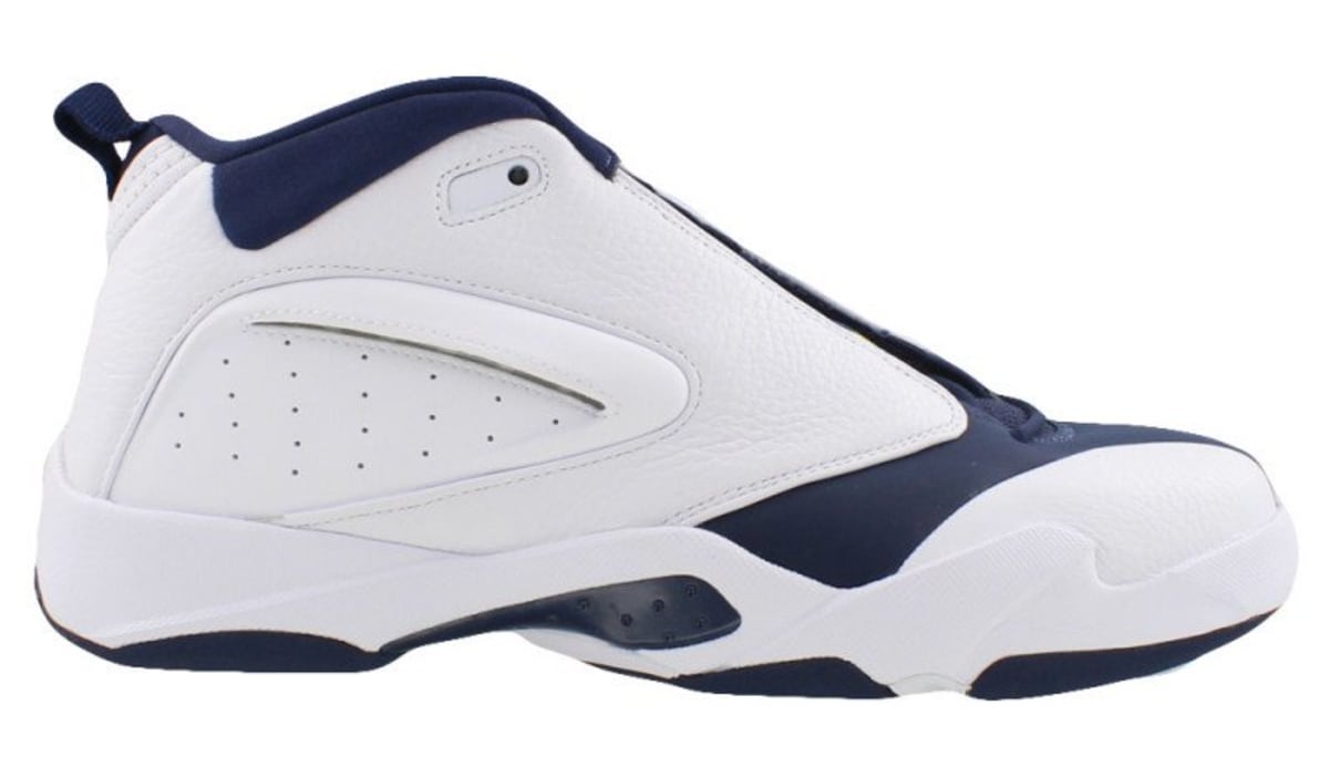 jumpman pro white and blue