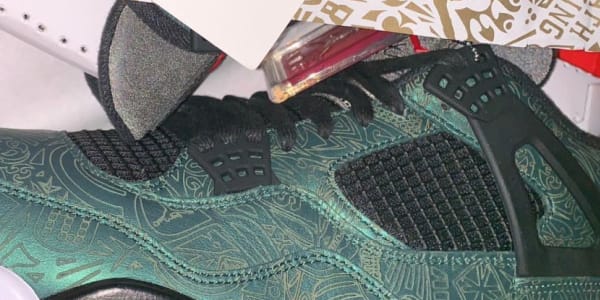 Air Jordan 4 Green Friends and Family | Sole
