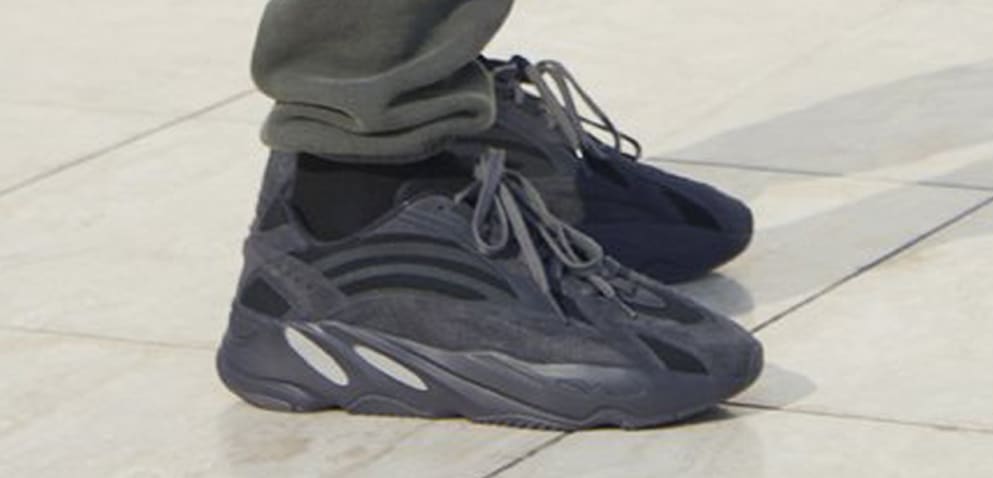 utility black yeezy 500 on feet