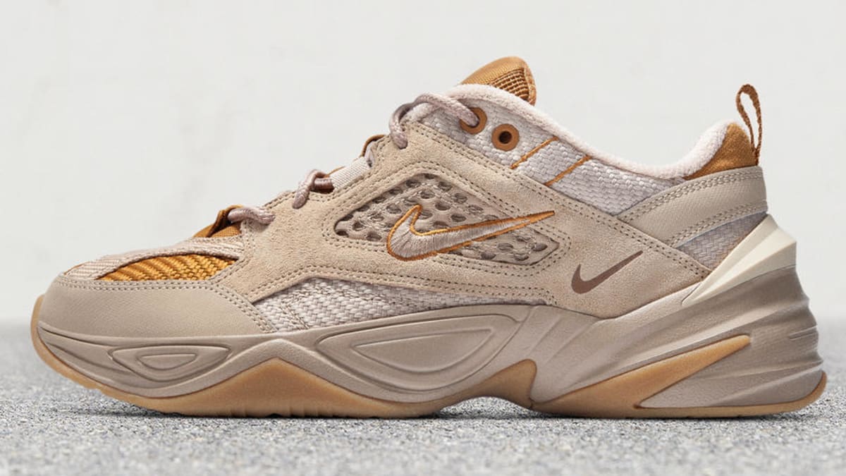 nike mk tekno beige