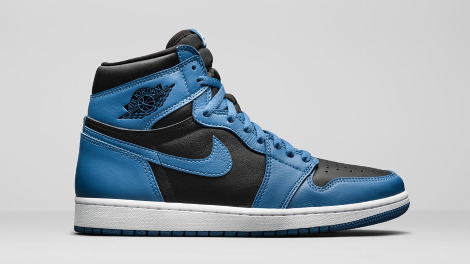 Air Jordan 1 High 'Dark Marina Blue' 555088 404 Lateral