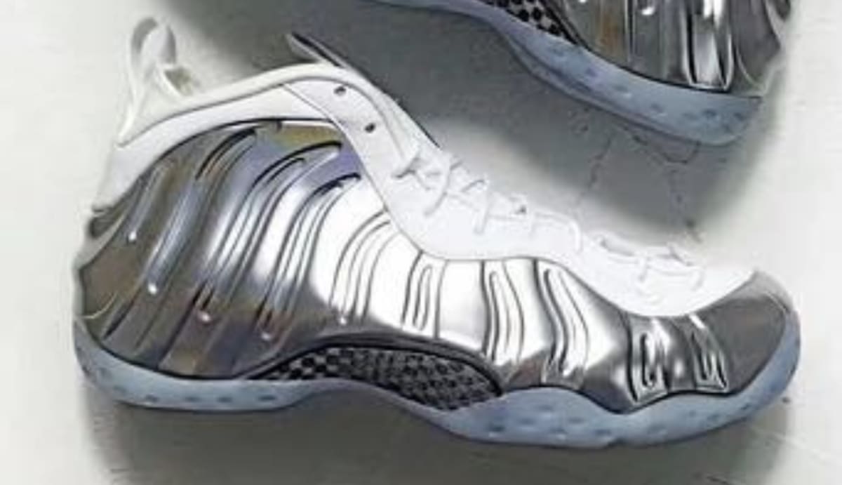 chrome white black foamposites