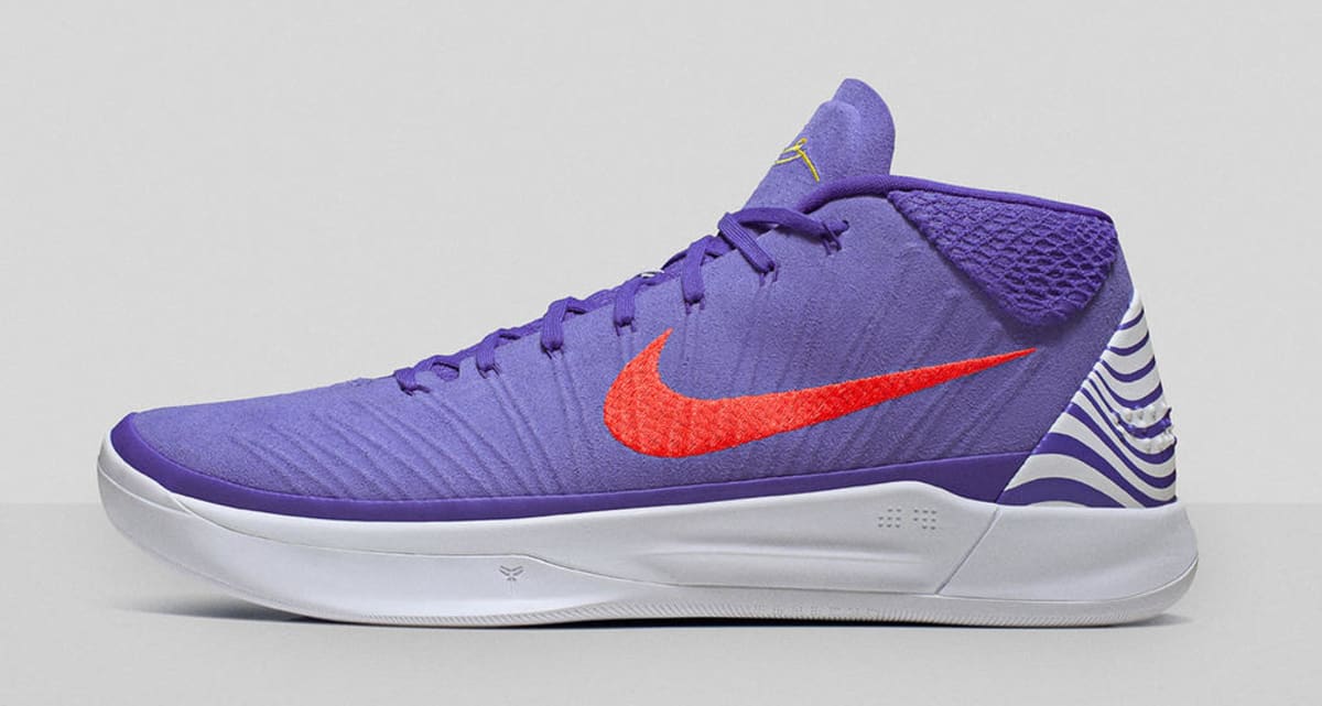 wnba kobe shoes