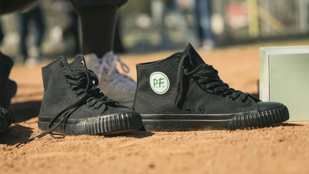 pf flyer metal cleats